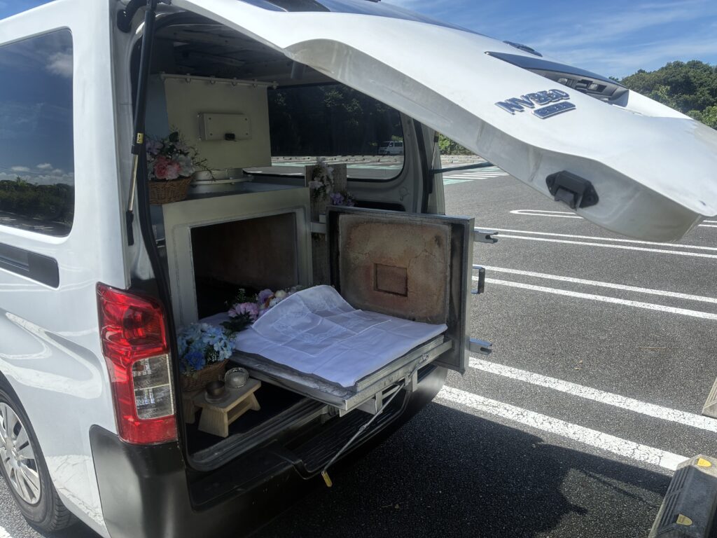 ペット火葬MAHALO　ペット火葬車
